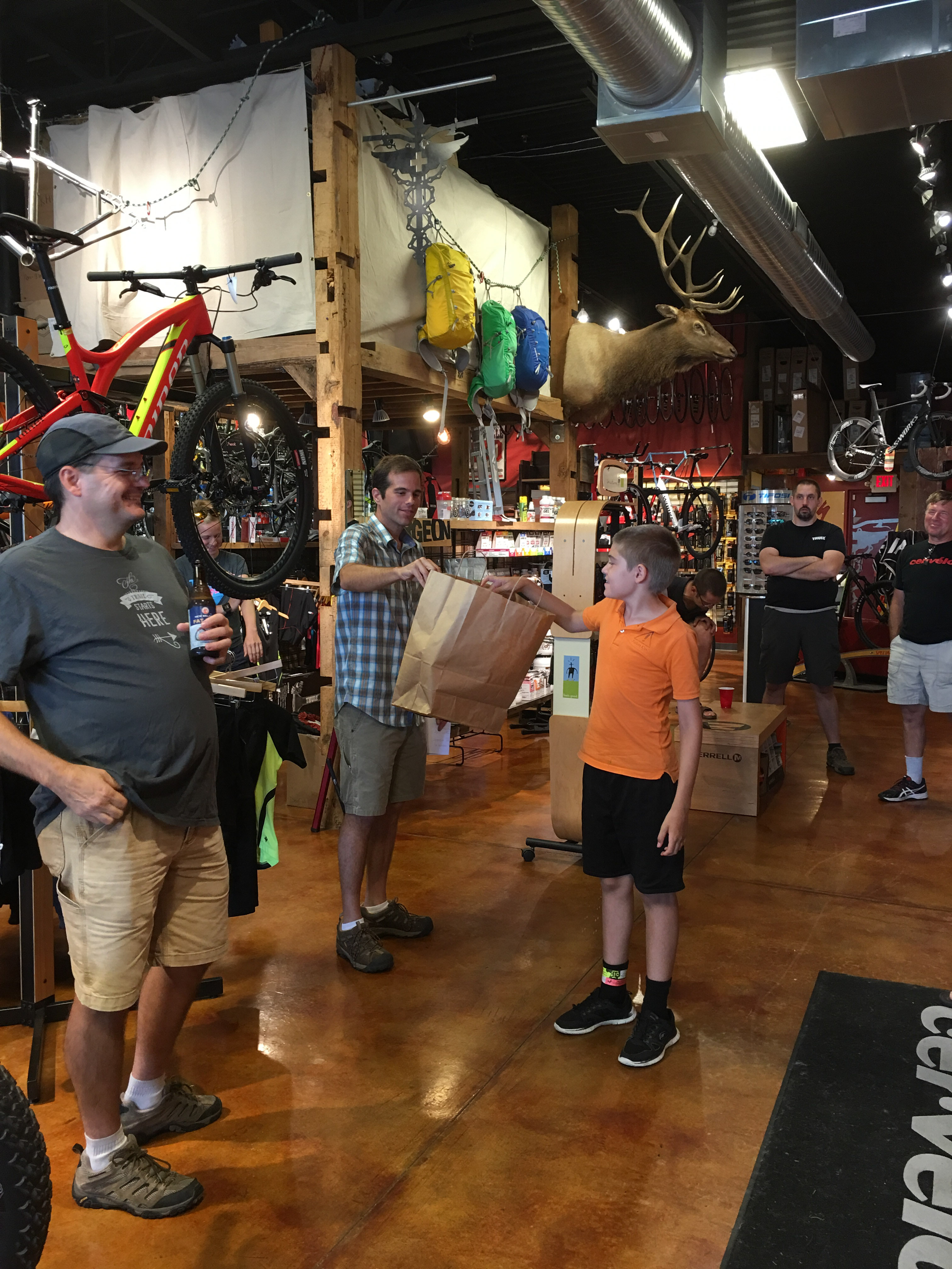 2016 Spring Fatbike raffle party at Bike Surgeon