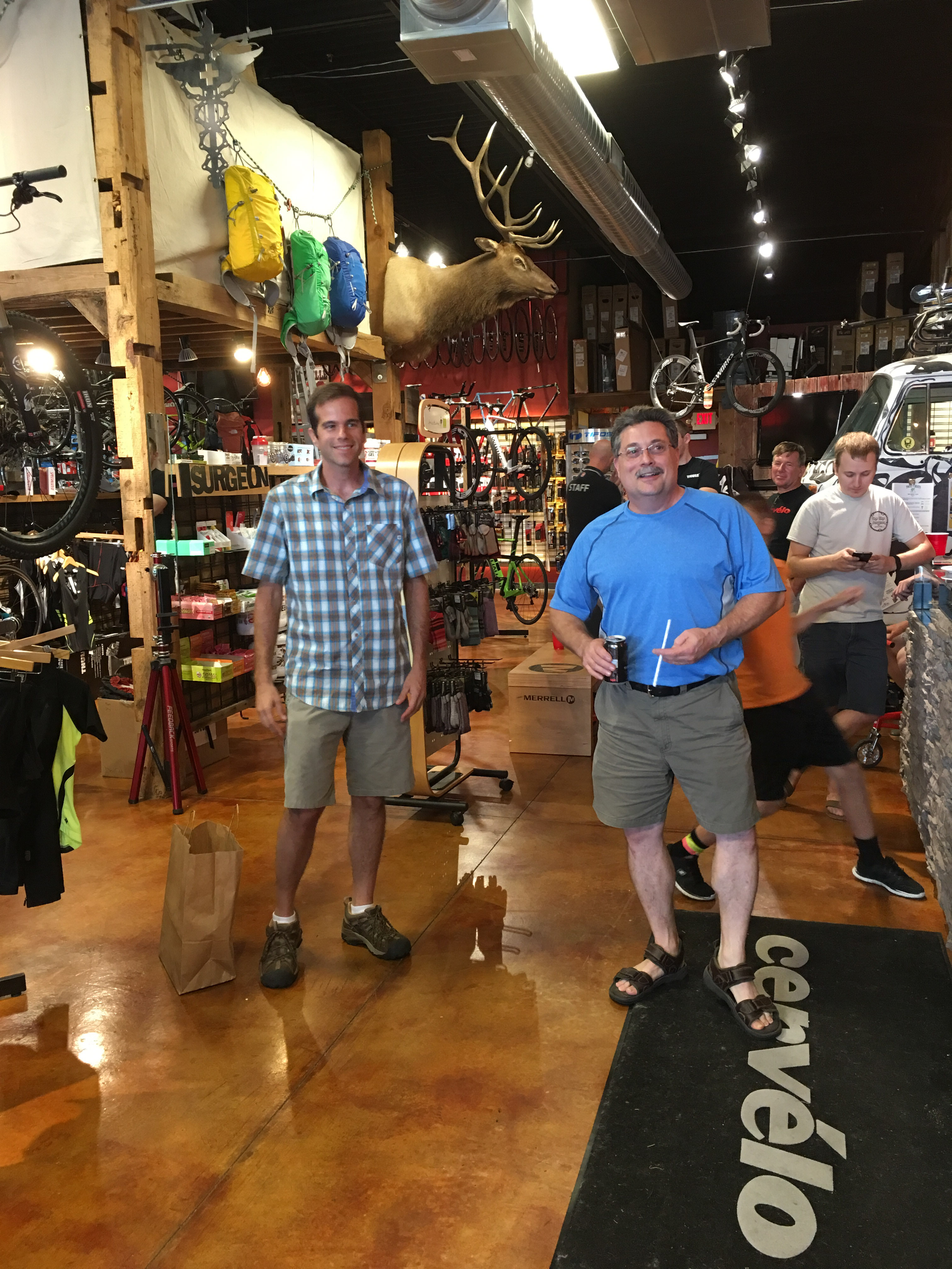 2016 Spring Fatbike raffle party at Bike Surgeon